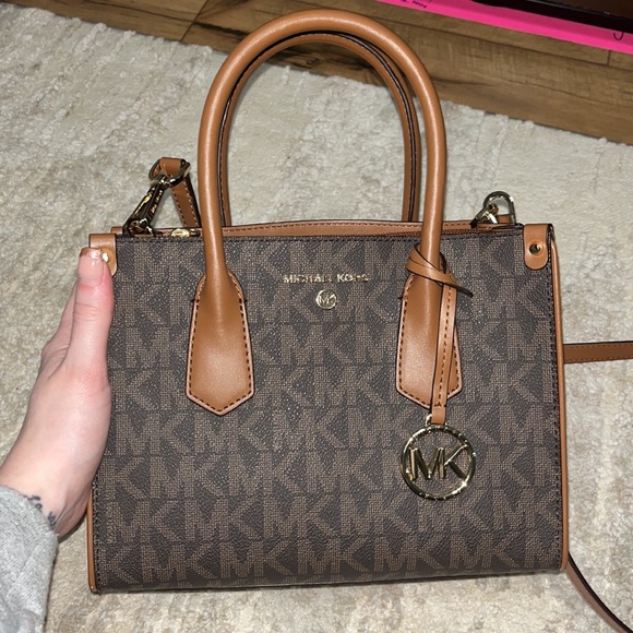 Michael Kors Handbags - Michael Kors purse
